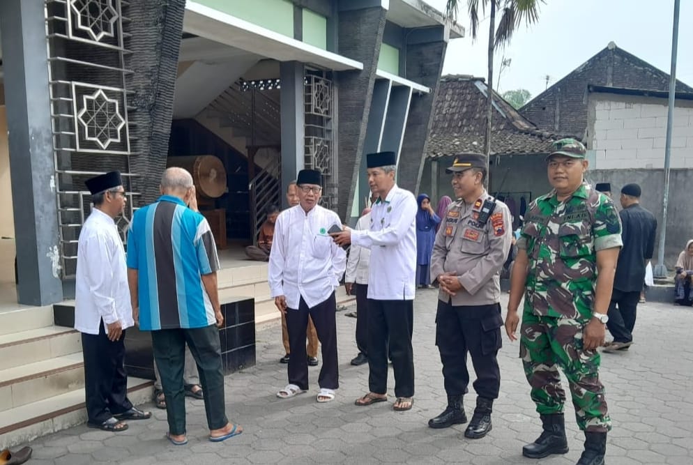 Babinsa Tingkatkan Sinergitas dengan Tokoh Agama, Jaga Kondusifitas Keamanan