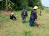 Babinsa Tanam Pohon Angsana di Pinggir Sungai Bengawan Solo