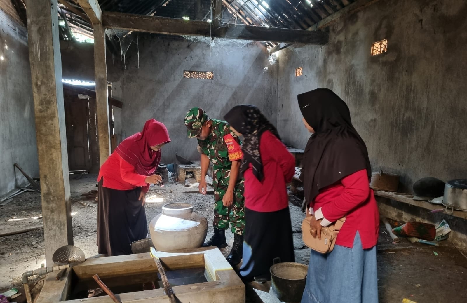 Babinsa Himbau Warga Jaga Kesehatan, Cegah Demam Berdarah