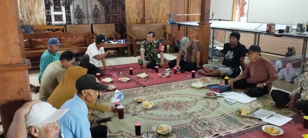 Babinsa Kerjasama dengan Gapoktan Membangun Pertanian yang Berkelanjutan