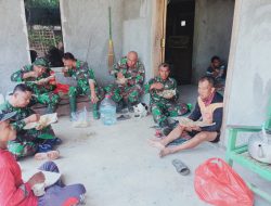 Koramil Jenar Ikut Nimbrung Makan Bersama Warga, Sampaikan Imbauan Jaga Keselamatan Saat Bekerja Koramil Jenar Ikut Nimbrung Makan Bersama Warga, Sampaikan Imbauan Jaga Keselamatan Saat Bekerja