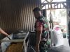 Babinsa Kunjungi UMKM Pembuatan Makaroni, Ingatkan Pentingnya Kebersihan dan Kualitas Produk