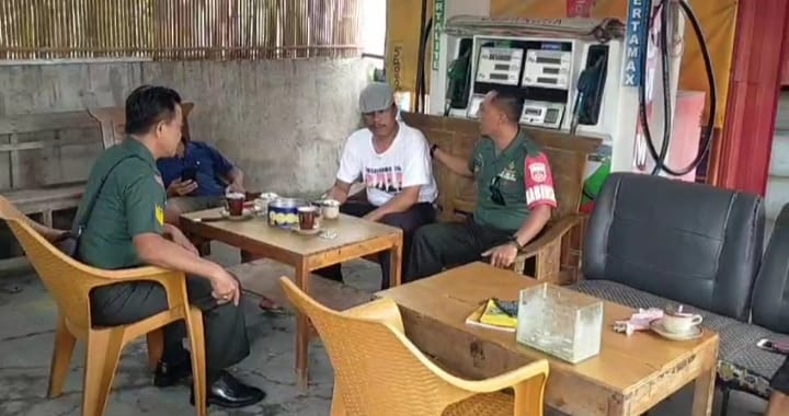 Juhari Minta Warga Waspada Angin Kencang Saat Hujan Deras Juhari Minta Warga Waspada Angin Kencang Saat Hujan Deras