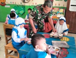 Babinsa Dampingi Pendistribusian Makanan Bergizi Gratis di Sekolah Babinsa Dampingi Pendistribusian Makanan Bergizi Gratis di Sekolah