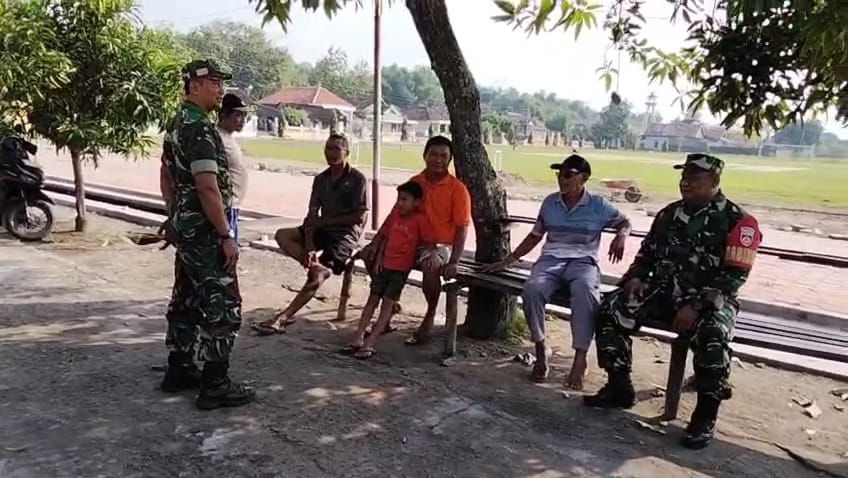 Bersosialisasi, Menggali Informasi dan Mengetahui Situasi, Ini yang Dilakukan Babinsa Jirapan