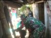 Babinsa Gotong-royong Bantu Renovasi Rumah Warga Kurang Mampu