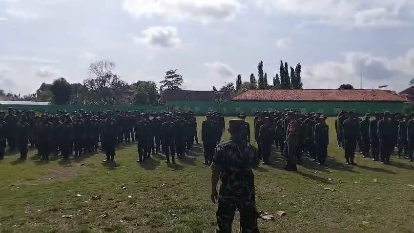Selain Latihan Baris Berbaris, Joko Sampaikan Pentingnya Rasa Tanggung Jawab Sejak Dini kepada Pelajar SMK