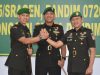 LETKOL RICKY SERAHKAN TONGKAT KOMANDO KODIM 0725/ SRAGEN KEPADA LETKOL DINDIN
