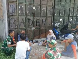 Obrolan Komsos Babinsa dengan Petani di Musim Tanam