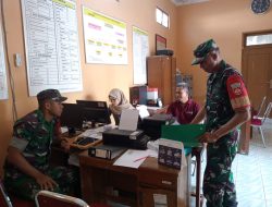 Update Data Wilayah, Babinsa Melaksanakan Puldata Ter di Kantor Desa