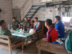 Babinsa Imbau Warga Waspada Angin Puting Beliung Saat Hujan Lebat