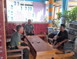 Babinsa Bersama Warga Bangun Interaksi untuk Pererat Kedekatan Emosional