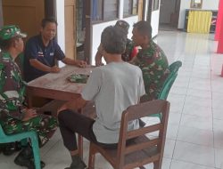 Babinsa melaksanakan pendataan ulang guna dapatkan data akurat di wilayah