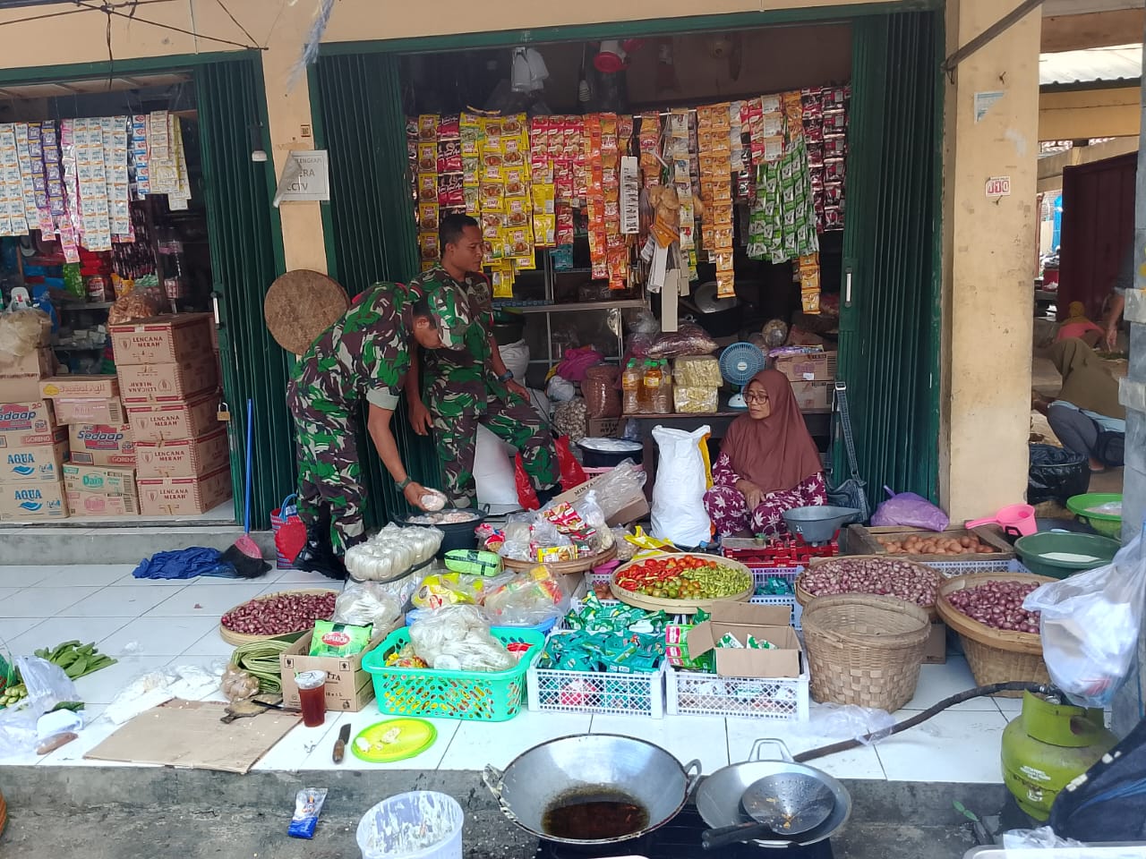 Ikhsan Susuri Pasar Tradisional Lakukan Sidak Harga Sembako