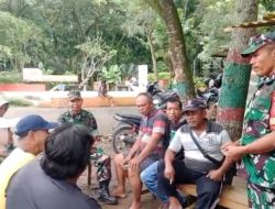 Babinsa Imbau Pedagang di Taman Jaga Kebersihan Lingkungan