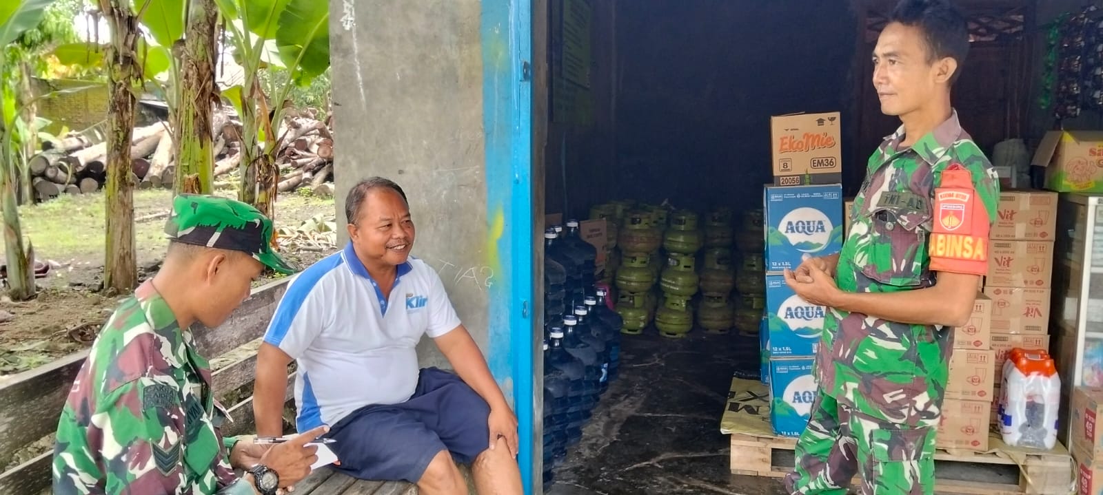 Babinsa Lakukan Pendataan RDKK Pupuk Bersubsidi untuk MT I di Wilayah