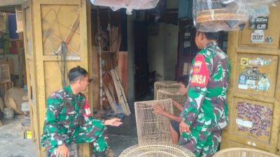 Babinsa Lakukan Pengecekan dan Pendampingan UMKM Sebagai Bentuk Dukungan