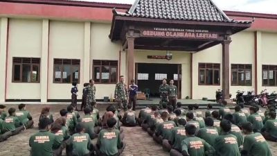 Babinsa Berikan Wawasan Kebangsaan dengan Materi Bhinneka Tunggal Ika