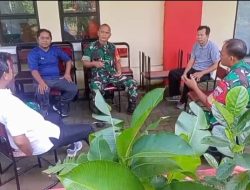 Babinsa Rutin Komsos Guna Mengetahui Kondisi Sosial Wilayah