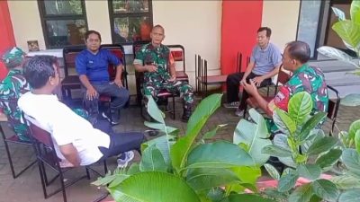 Babinsa Rutin Komsos Guna Mengetahui Kondisi Sosial Wilayah