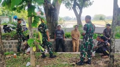 Babinsa Gelar Obrolan Santai, Jalin Komunikasi yang Lebih Dekat dengan Masyarakat