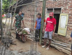 Babinsa Kerja Bakti Pembangunan PAM Simas Guna Dapatkan Air Bersih