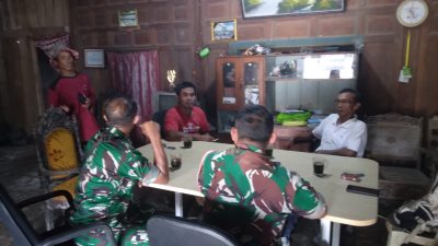 Babinsa Bersilaturahmi dengan Tokoh Pemuda, Bahas Kemajuan Karang Taruna