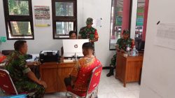 Babinsa Berkoordinasi dengan PPL, Pastikan Akurasi Produktivitas dan Percepat Swasembada Pangan Babinsa Berkoordinasi dengan PPL, Pastikan Akurasi Produktivitas dan Percepat Swasembada Pangan