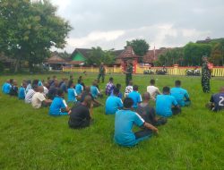 Babinsa Berikan Pelatihan Kepemimpinan kepada Kader OSIS SMK