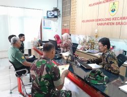 Babinsa Lakukan Pendataan Lansia untuk Memantau Jaminan Kesehatan Warga