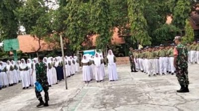Babinsa Latih Kedisiplinan dan TUS di SMP, Bentuk Karakter Siswa yang Tangguh dan Bertanggung Jawab