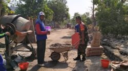 Babinsa Berperan Aktif Bangun Talud Jalan, Jamin Aman dan Lancarnya Transportasi