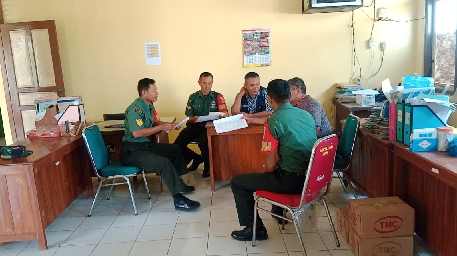 Petani, Babinsa dan PPL Bahas Perkuat Ketahanan Pangan