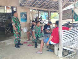 Babinsa Komsos Ajak Warga Tingkatkan Kepedulian dan Kebersamaan