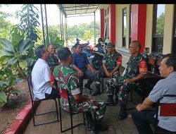 Babinsa Imbau Warga Jaga Keamanan Materiil dan Personil Jelang Hari Raya Idul Fitri