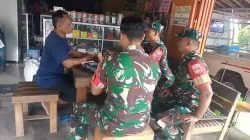Babinsa Lakukan Pendataan Bantuan Sembako bagi Warga di Bulan Suci