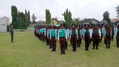 PBM Menjadi Nafas, Babinsa Tempa Karakter Generasi Muda di Lapangan