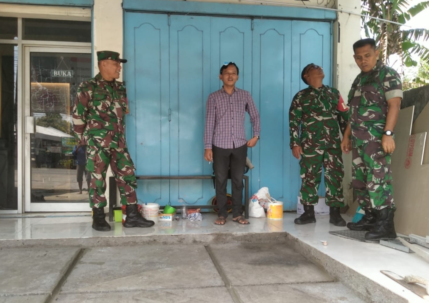 Jaga Kondusifitas, Babinsa Rutin Monitoring Wilayah 