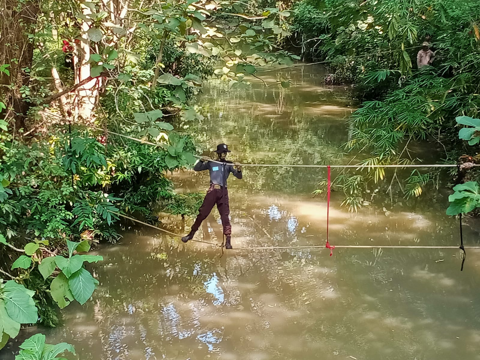 Koramil Miri Ajarkan Materi Lintas Medan kepada Siswa Ketarunaan