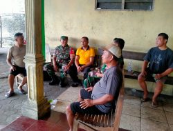 JALIN KEAKRABAN, BABINSA DATANGI RUMAH WARGA DARI PINTU KE PINTU