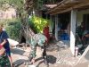 Babinsa dan Warga Gotong Royong Renovasi Rumah Tidak Layak