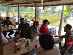 Makan Soto Jadi Sarana Babinsa Dekatkan Diri dengan Masyarakat