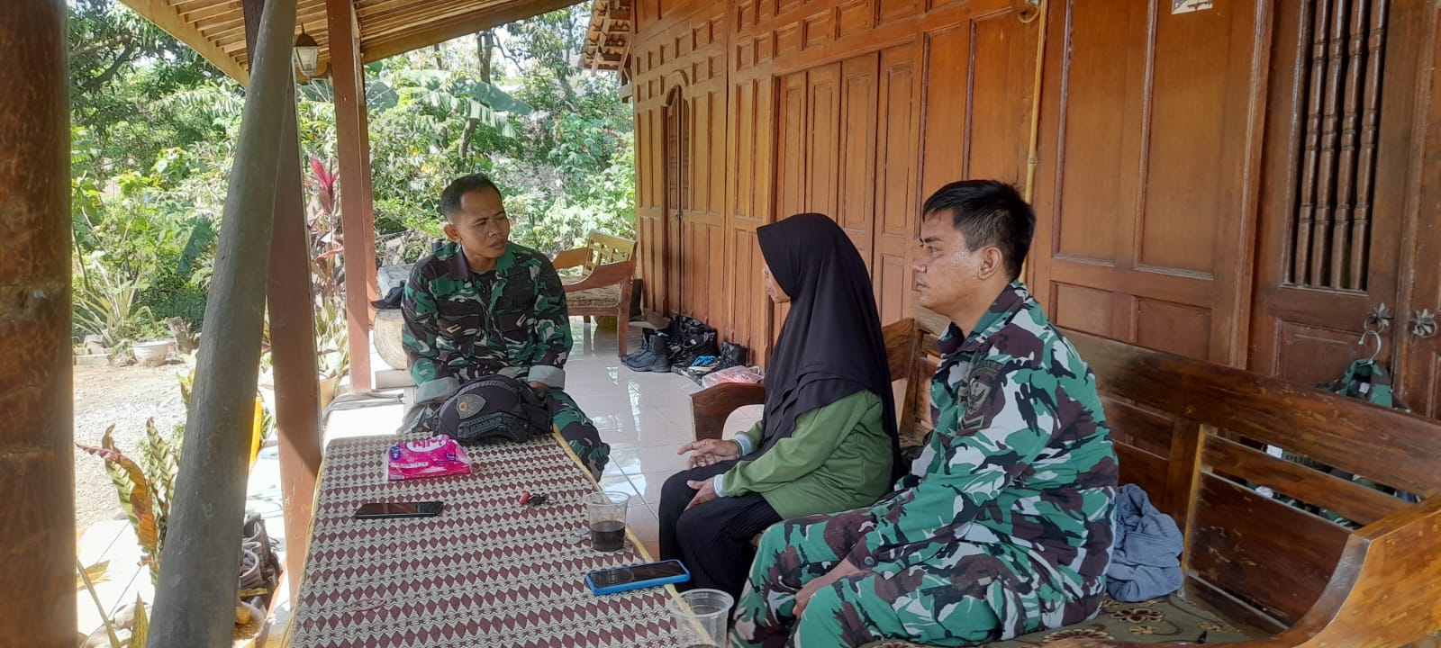 Induk Semang buka suara