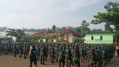 Baris Berbaris Jadi Nafas Utama, Babinsa Tempa Disiplin Siswa Ketarunaan