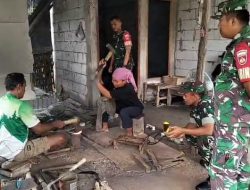 Babinsa Dorong UMKM Pembuatan Sabit, Upaya Perkuat Ekonomi Warga