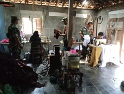 Babinsa Kunjungi UMKM Konveksi Seragam Sekolah, Ini Pesannya