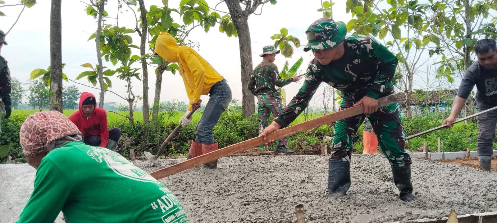 Fitnes Ala Anggota Satgas TMMD