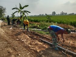 Semangat Gotong Royong Tak Pernah Surut, Satgas TMMD dan Warga Kebut Penyiapan Pengecoran Jalan