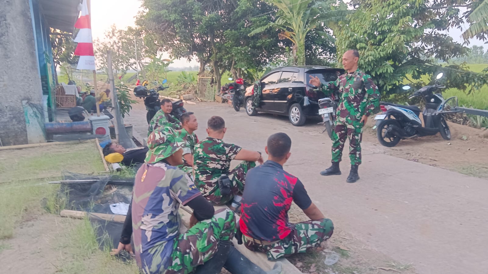 Peluh dan Tawa Menyatu di Lokasi TMMD Kodim Sragen
