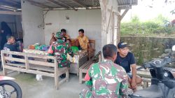 Babinsa Jadikan Warung Bu Daryanti Tempat Bertukar Informasi Warga